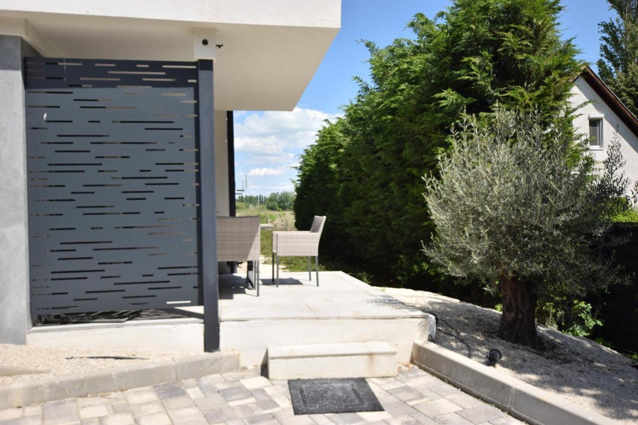 Olive Apartman Alsóörs المظهر الخارجي الصورة