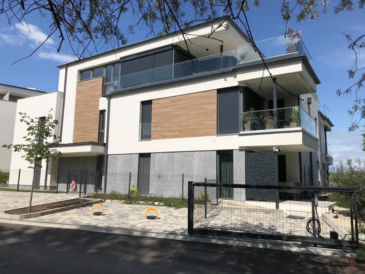 Olive Apartman Alsóörs المظهر الخارجي الصورة